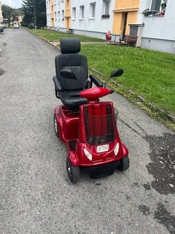 Invalidní el. skůtr pro seniory selvo 4800