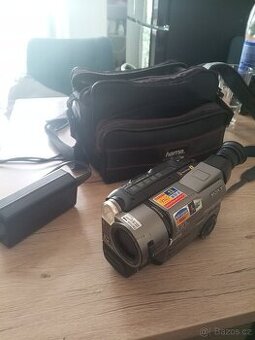 Prodám retro videokameru Sony