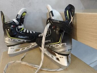 Hokejové brusle Bauer vapor X3 vel. 27