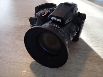 Nikon COOLPIX P950, video 4K, optický zoom: 83x