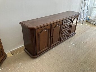 Rustikální komoda