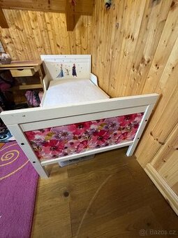 Dětská rostoucí postel s matraci IKEA
