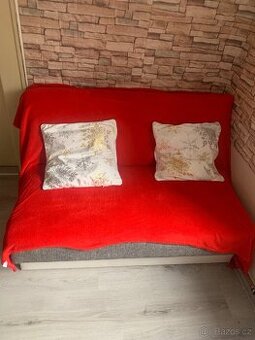 Rozkládací gauč s uloženým prostorem - 1