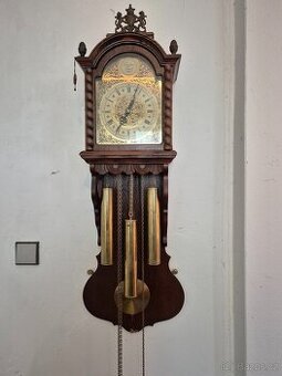 VELKÉ NÁSTĚNNÉ HODINY SE 3 ZÁVAŽÍMI