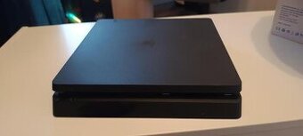 Prodám PS4