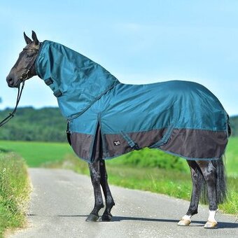 Nová výběhová nepromokavá deka s odnímatelným krkem 100g