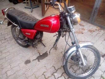 Suzuki GN 125