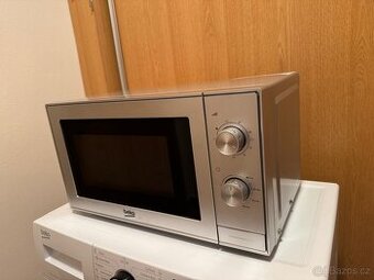 Mikrovlnná trouba Beko MGC 20100 S stříbrná