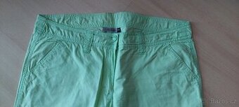 Dámské letní kalhoty ¾ vel.44