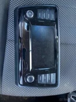 Rádio s jednotkou Škoda Octavia 3