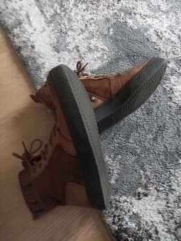 kožené kotníčkové boty dámské vel.38