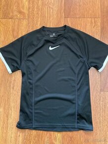 Chlapecké NIKE dri-fit sportovní triko, vel. L Nike, 147-158 - 1