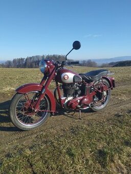 BSA B33