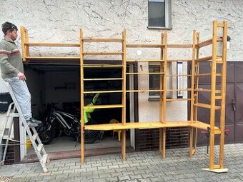 Knihovna, regály, úložný prostor, police dřevěné lakované