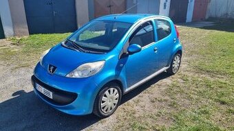 PEUGEOT 107 1.0 benzín
