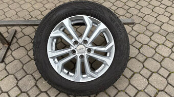Zimní kola 215/65R17 Nokian