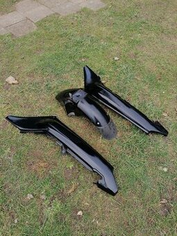 Plasty SUZUKI GS 500 první generace