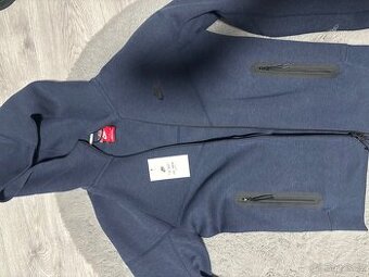 Nike Tech Fleece mikina – NOVÁ s visačkou | Velikost S