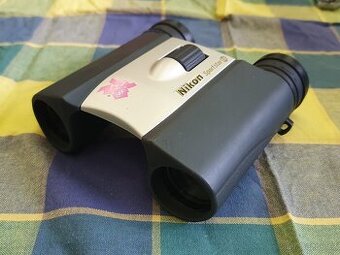Dalekohled Nikon Sportstar EX 10x25