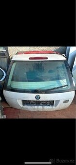 Páté dveře Škoda Fabia 1 Combi bílá barva