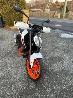 Ktm duke 390