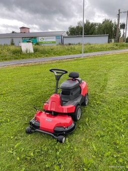Zahradní traktor