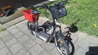 Elektrická koloběžka Perut City