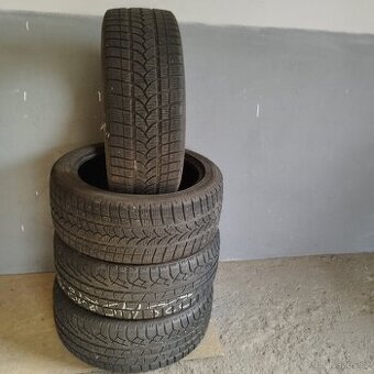 Zimní pneumatiky 235/45/18