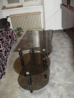 Sklěněný stůl - 1