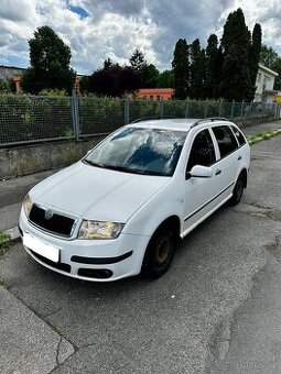 Pronájem AUTA - Škoda Fabia Combi
