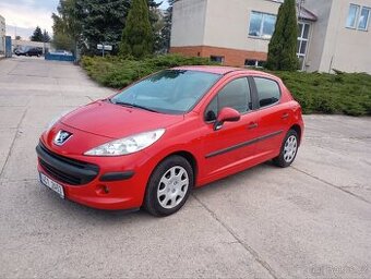 Peugeot 207 1.4 1.majitel