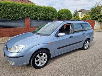 Ford Focus 1.6 benzin - AUTOMAT - původ ČR - 2 majitel