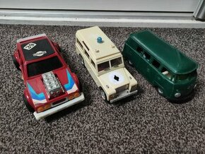 3x retro autíčko cena za celek