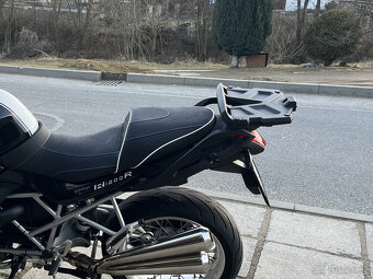 BMW R1200R - držák plotny - montáž na origo madla