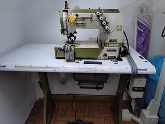 Rimoldi průmyslový šicí stroj