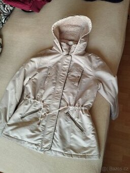 Jarní dámská bunda parka