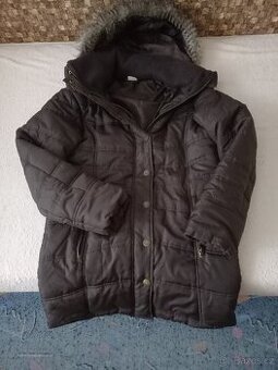 Zimní dámská bunda (kabát)