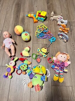 Hračky - vhodné pro cca 6 měs -2 roky