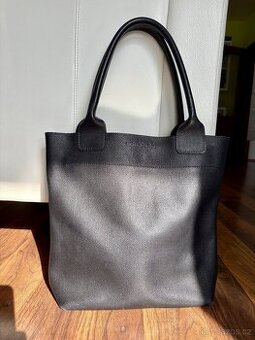 Černá kožená kabelka zn. BODLINE