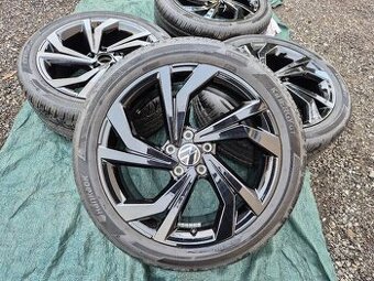 Letní kola Volkswagen Golf 7 R18 ET49 černé