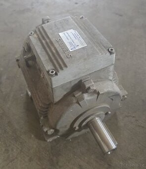 Prodám elektromotor Siemens 400V 3,0kW 1420-1720 ot.