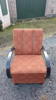 Staré křeslo Halabala