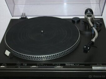 Pěkný gramofon Technics SL-B3.