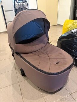 Kočárek + stolička