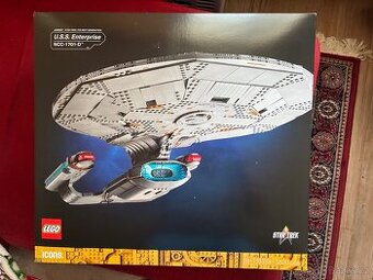 LEGO® ICONS 10356 Star Trek: U.S.S. Enterprise NCC-1701-D™