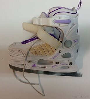 Rostoucí dívčí brusle X fact EU31-34