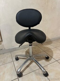 Kosmetická židle sedlová