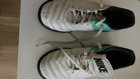 Botasky vel 38,5 Nike sportovní kožené