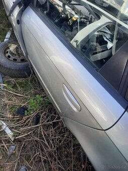 Zadni levé dveře audi a4 b7 variant