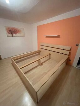 Manželská postel 180x200